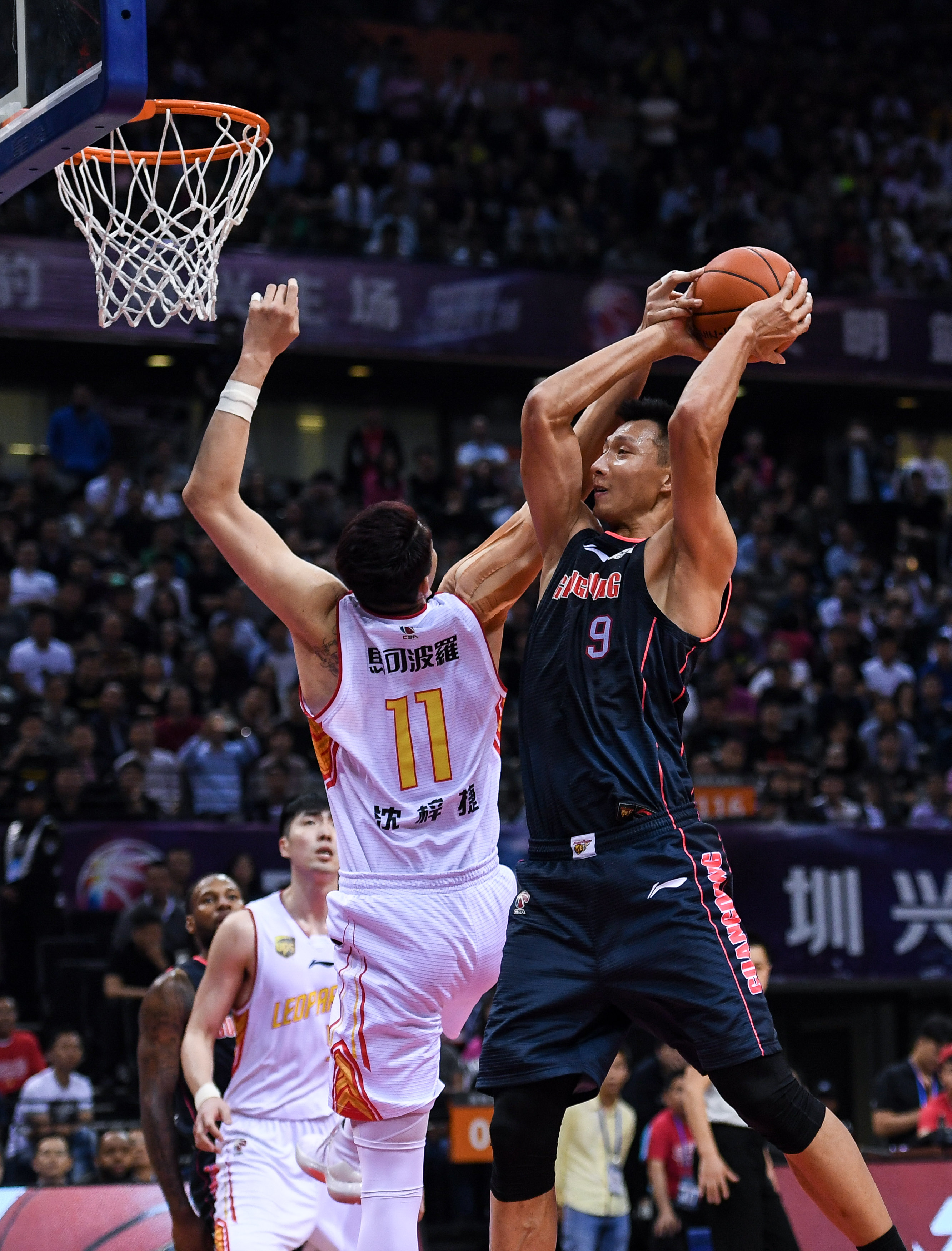 巴西前锋并 巴西前锋并