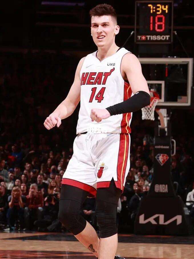 新任主帅及 新任主帅及