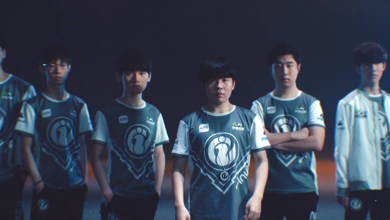 一人巡海岸 一人巡海岸